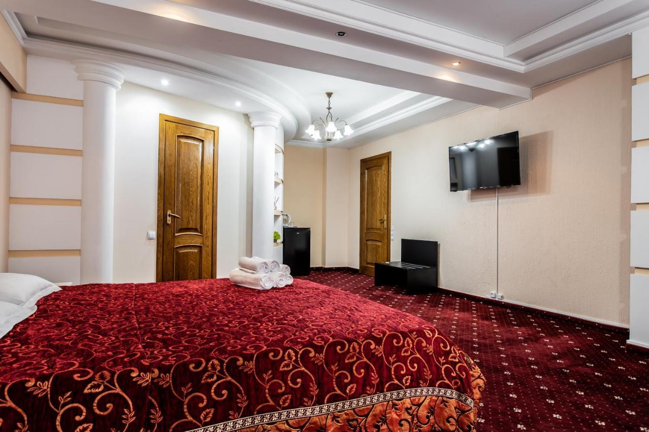 Star Rent Hotel Chişinău Eksteriør billede