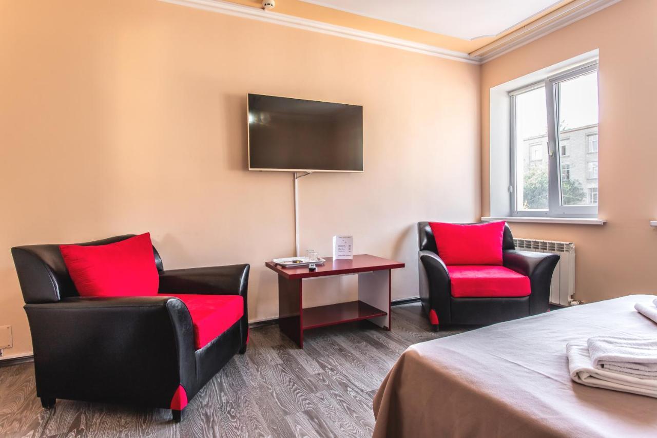 Star Rent Hotel Chişinău Eksteriør billede