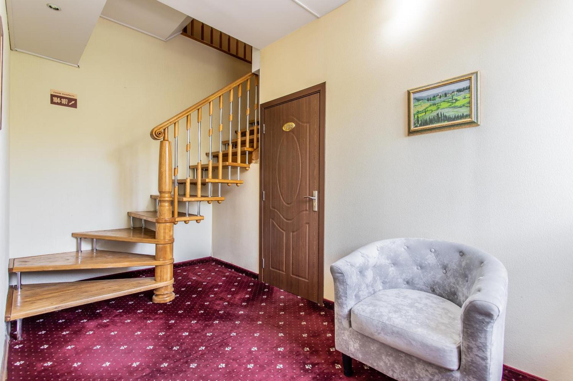 Star Rent Hotel Chişinău Eksteriør billede