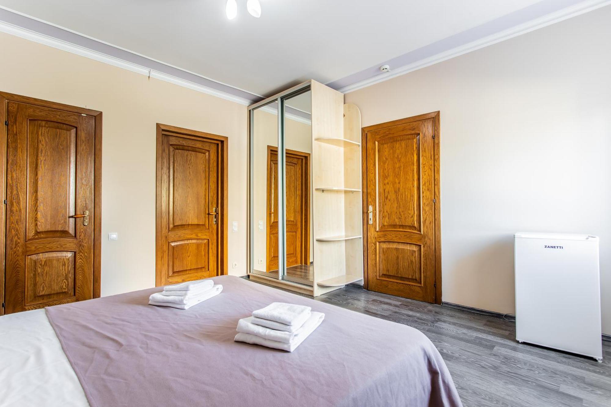 Star Rent Hotel Chişinău Eksteriør billede