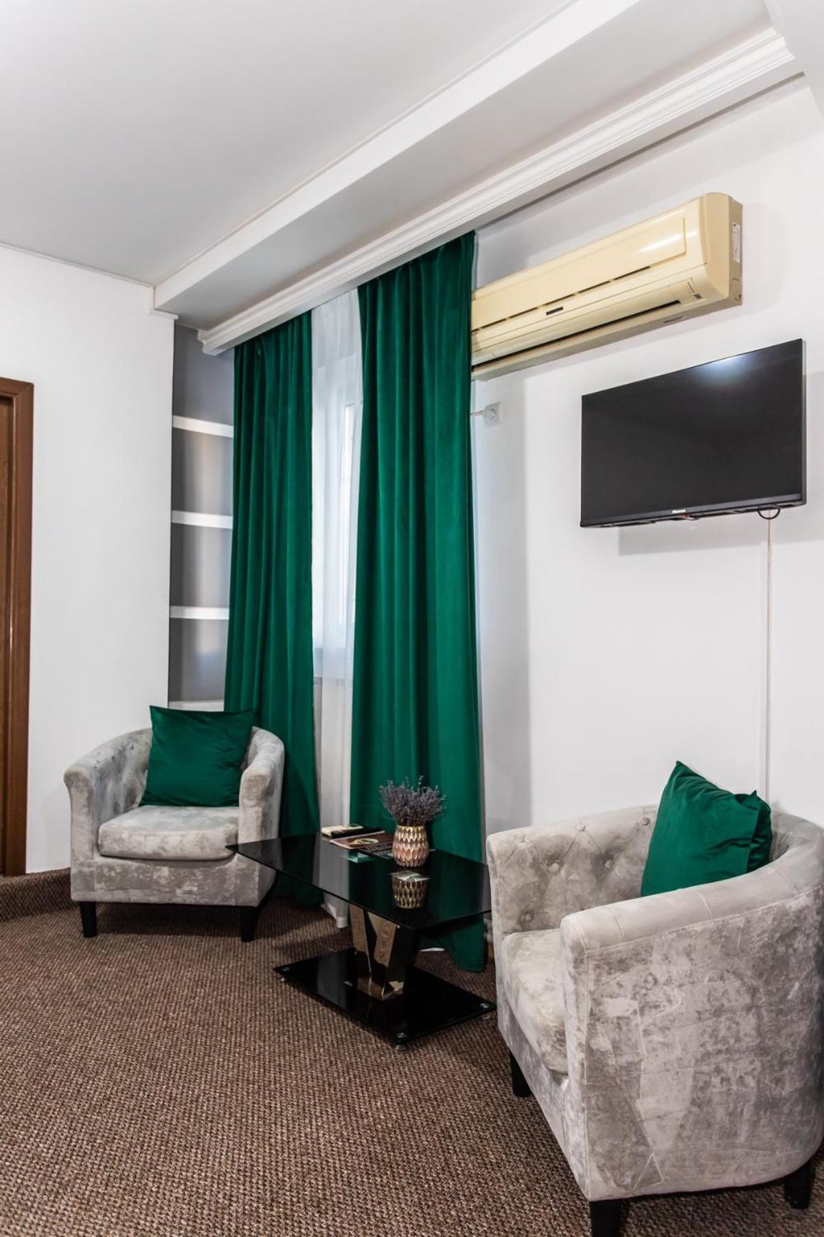 Star Rent Hotel Chişinău Eksteriør billede